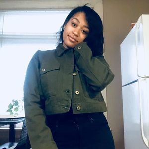 Meet your Posher, Erica